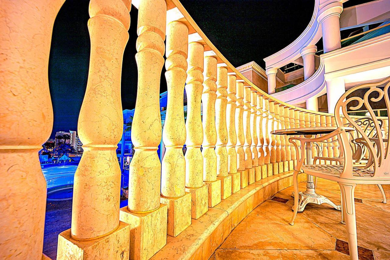 Milana'S Deluxe With Big Patio And Pool Lägenhet Eilat Exteriör bild