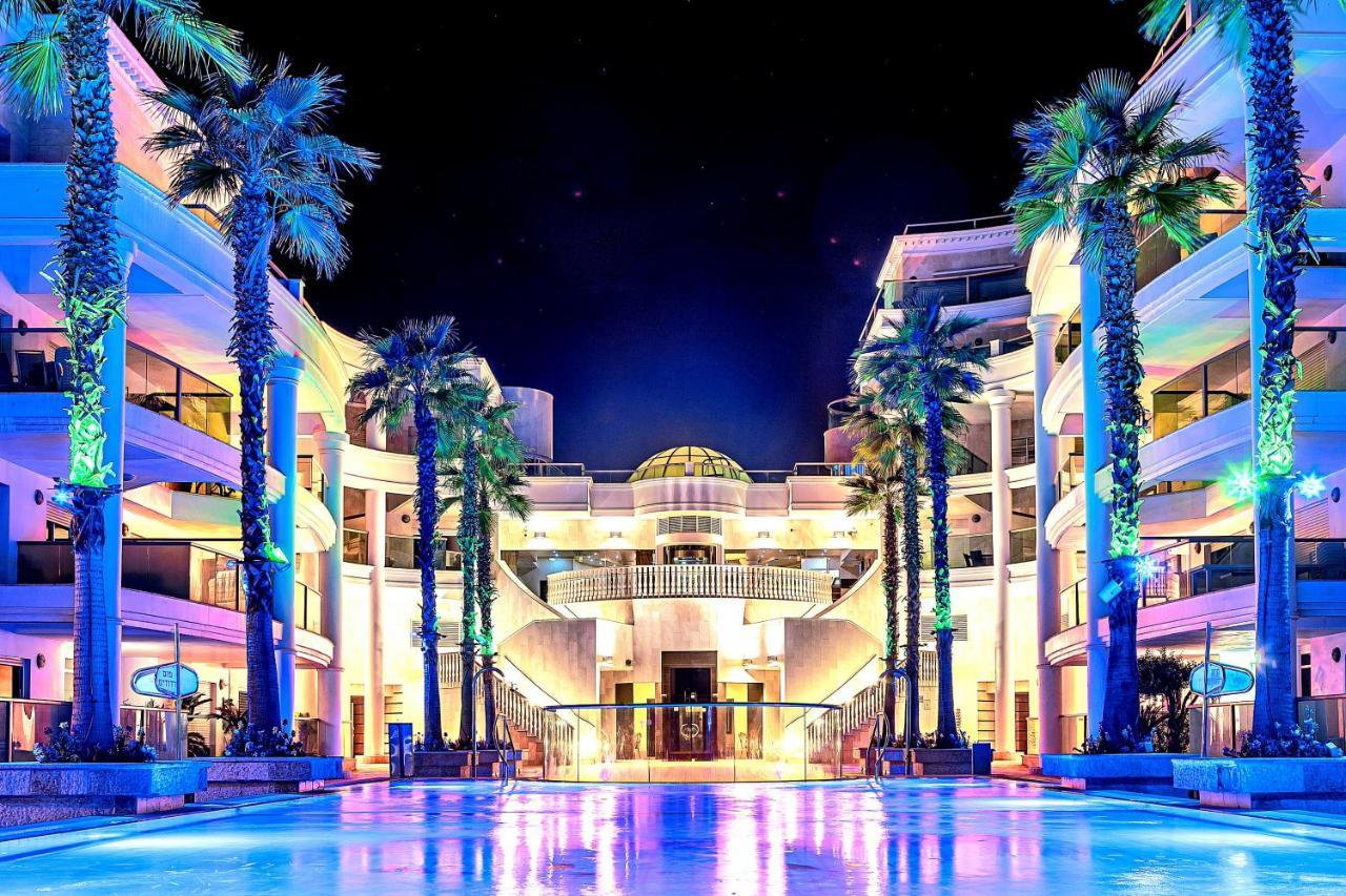Milana'S Deluxe With Big Patio And Pool Lägenhet Eilat Exteriör bild